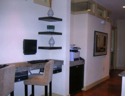 2222 Smith Street Apartments with High Speed Internet