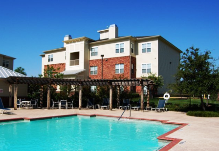 Indigo Pointe at Western Center Exterior View