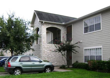 Exterior View of Katy Texas Apartments