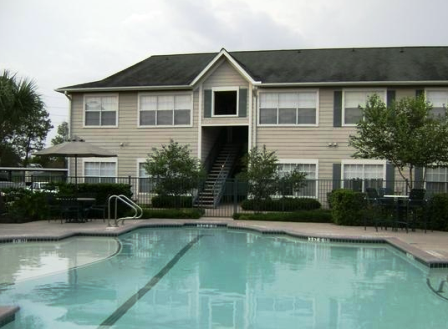 Katy TX Apartments with Sparkling Pool