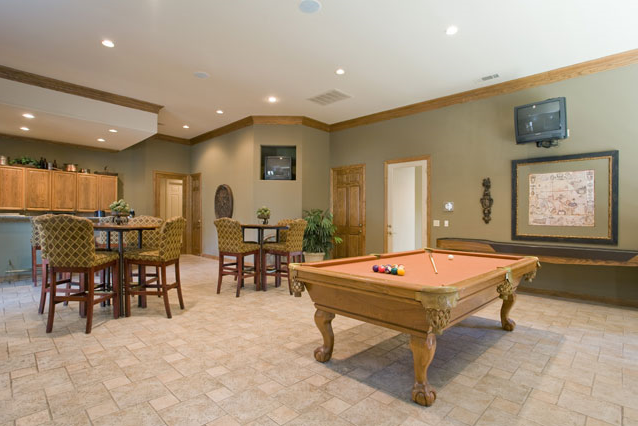 Livingroom at preserve at rolling oaks apartment