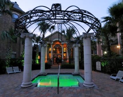 Houston Apartments Medical Center - San Melia