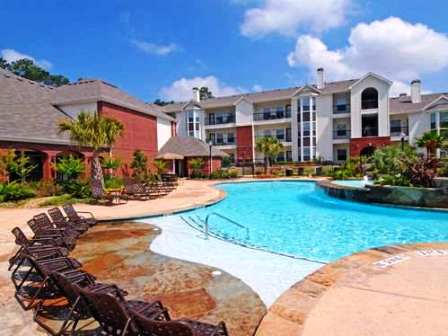 Lakes Westview Apartments Photos
