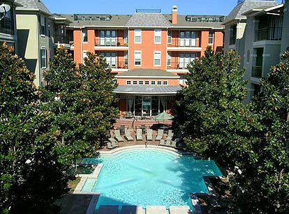 AMLI Cityplace Apartments Pool