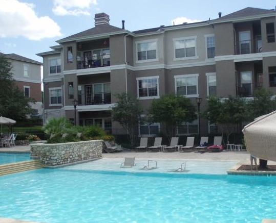 IMT Rattan Creek Pool