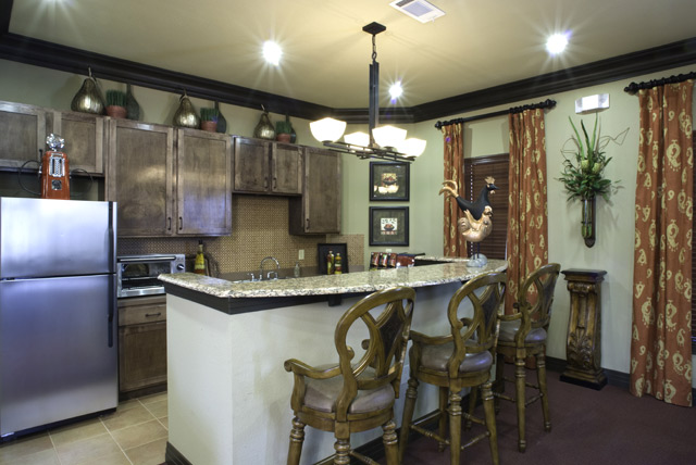 Photos of Lakeside Villas Apartments