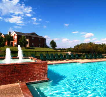 Pool Fountain at Mission Rockwall