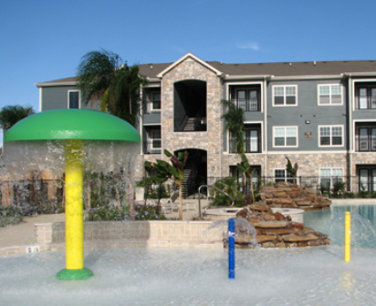Exterior View of Summerbrooke Apartments Kemah TX