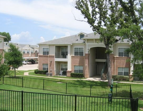 East Fort Worth Apartments with Gated Access