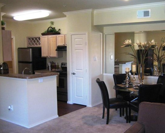 Interior View of Gardens at Vail Apartments Dallas