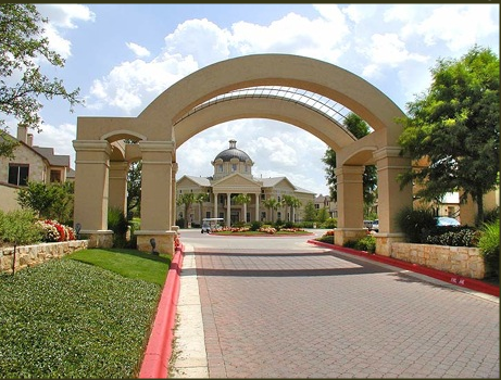Entrance to Round Rock TX Apartments