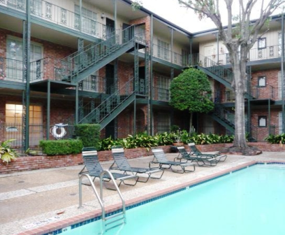 Sparkling Pool at Westcreek River Oaks Apartments