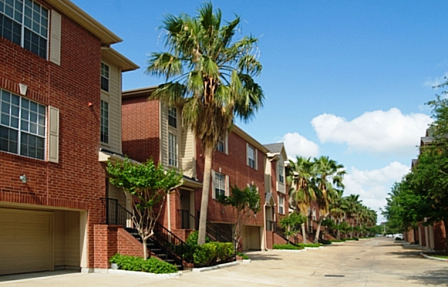 Exterior View of Camden Holly Springs Apartments