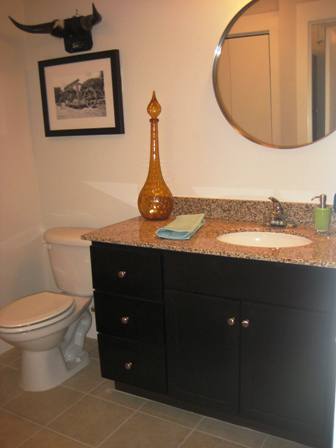 Central Austin Apartments with Spacious Bathrooms