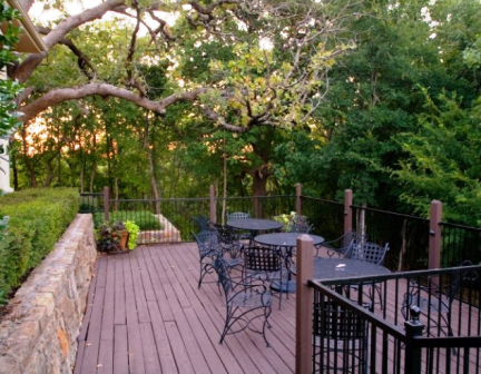 Outside Patios at Cross Creek Apartments in Grapevine