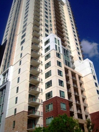 Luxury Austin Apartment High Rises - Windsor on the Lake