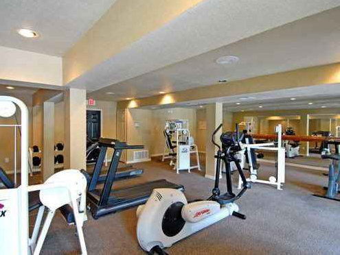 Brompton Court Apartments Photos