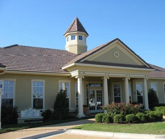 Exterior View of Apartments in Cedar Park