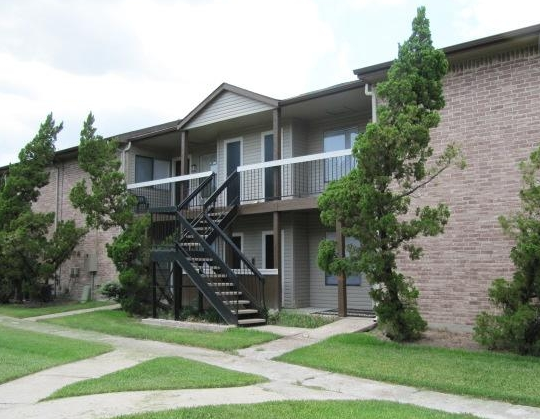 Photos of Lakes at Madera Apartments