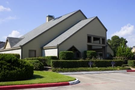 Photos of Raintree Apartments