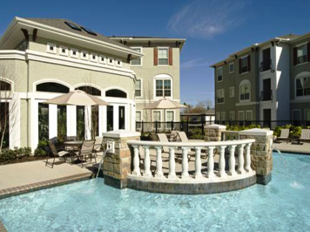 Sorrento at Tuscan Lakes Apartments in League City, TX