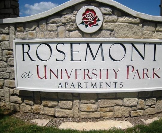 Photos of Rosemont at University Park Apartments