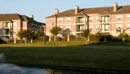 Exterior View of Franciscan of Arlington, TX