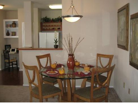 Mansions at Round Rock Apartments Dining Room