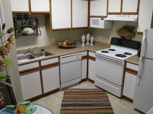 Kitchen View of Westpond Apartments San Antonio, Texas