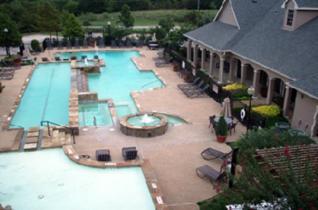Exterior View of Mustang Ridge Apartments