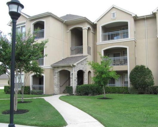 Exterior View of Houston Alief Apartments