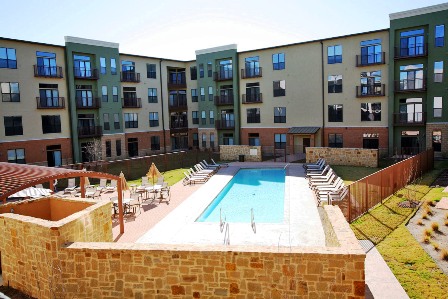 Exterior View of Round Rock TX Apartments