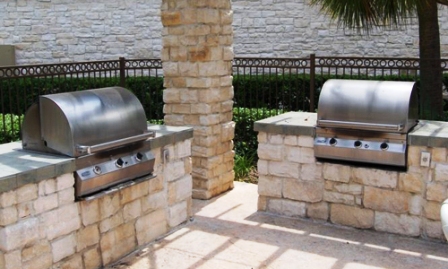 Outside BBQ at The Retreat at City Park