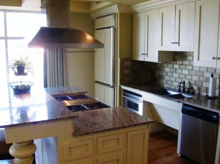 Boardwalk at Town Center Apartments Club Kitchen