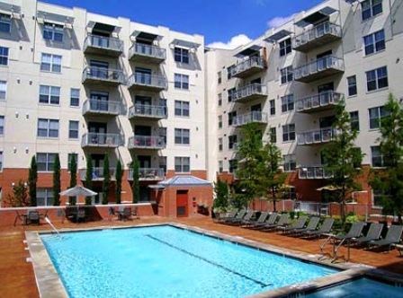 AMLI Downtown Pool
