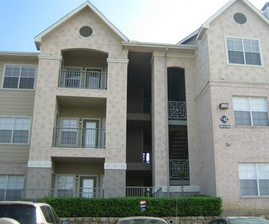 Chesterfield Apartments Exterior