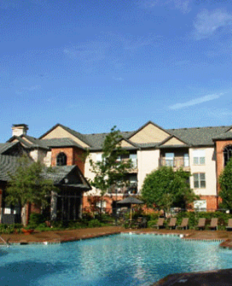 Sparkling Pool at Arboretum Estates Apartments