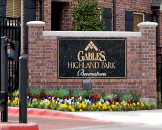 Gables Highland Park Brownstones Entrance