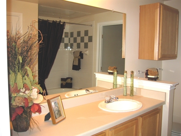 Photos of Trails of White Rock Apartments