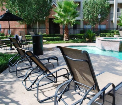 Lounge at the Pool at Spring Park Apartments