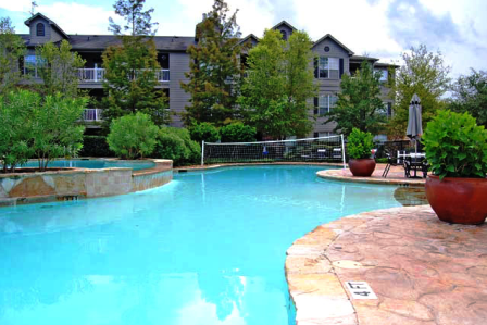 Harbors Cove Apartments Kingwood TX - Pool