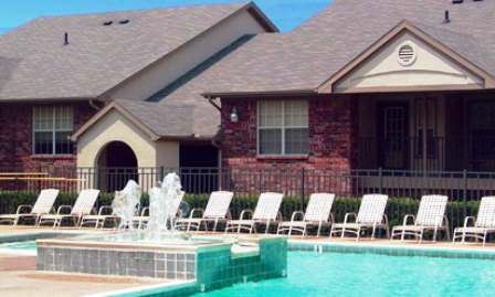 Arbors of Killeen Apartments Pool Area