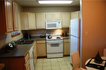 Park Terrace at Town Lake Apartments with Gourmet Kitchens