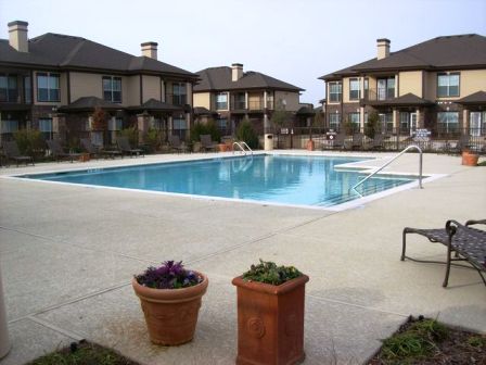 Estate Villas at Krum Apartments Swimming Pool