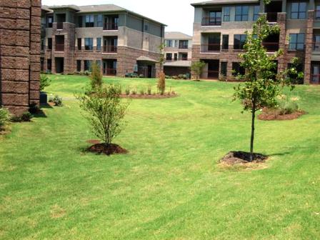 LakeSide at 121 Exterior