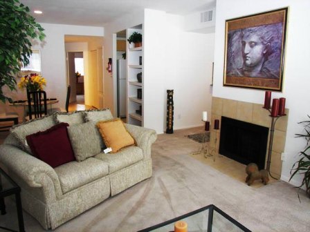 Houston Galleria Apartments at Augusta Court