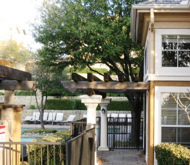 Colonial Grand at Valley Ranch Apartments Photos