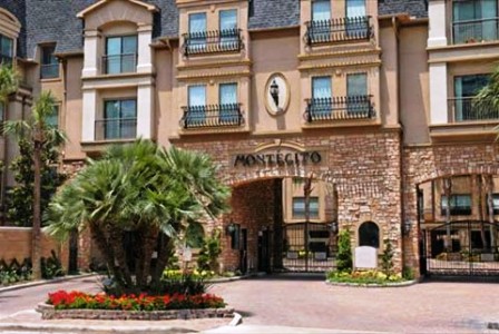 Montecito Apartments Houston, TX Entrance