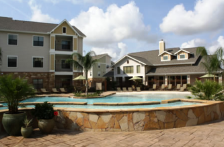 Platinum Westside Apartments Pool