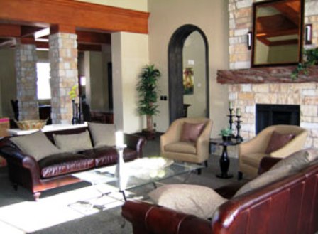 Common Area of The Villas at River Park West Apartments